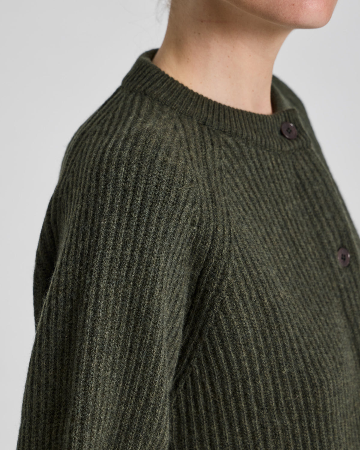 LISVA Augusta L/S Cardigan Lambswool Knit Lambswool l Knitwear 170 Olive Night Melangé