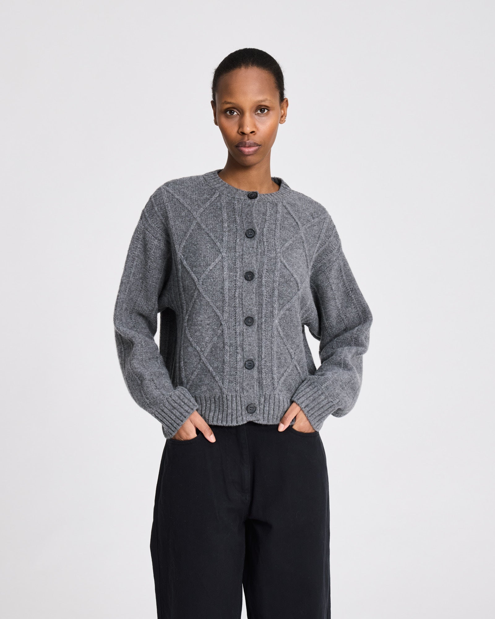 GAI+LISVA Cornelia L/S Cardigan Lambswool Knit GOTS Lambswool l Knitwear 631 Grafitti Grey Melangé