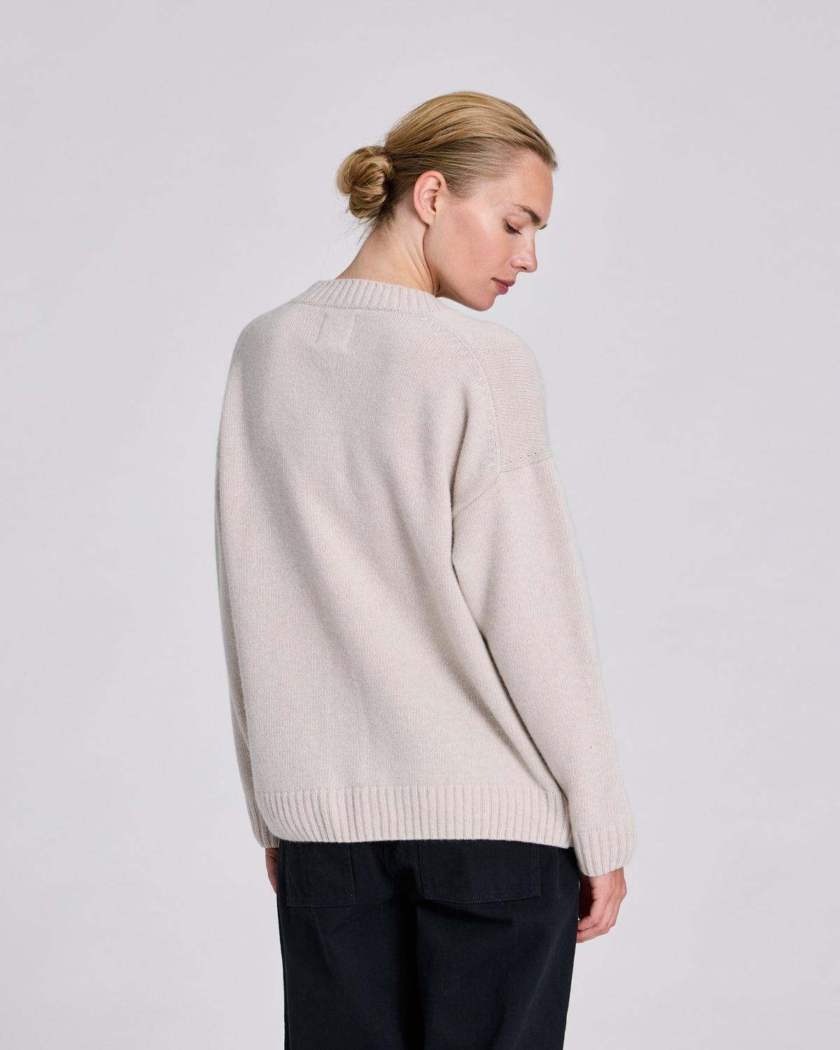 GAI+LISVA Elvira Lambswool V-neck Knit Lambswool l Knitwear 826 Island Fossil