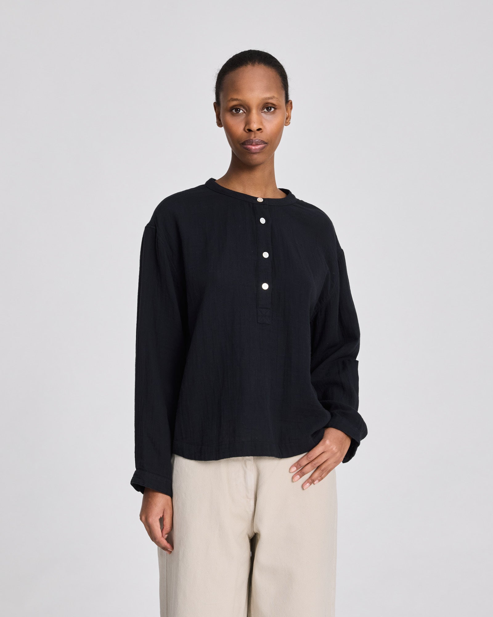 GAI+LISVA Gunhild L/S Double Cloth Shirt GOTS Shirts & Blouses 650 Black